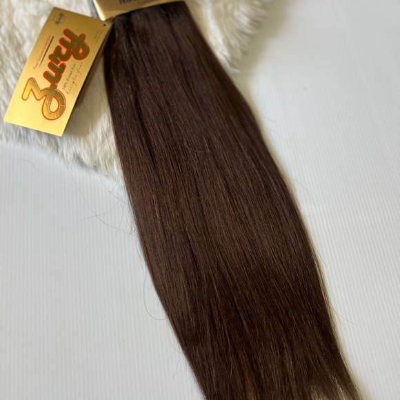 Micro Yaki #4 Brown 100% Human Hair Extensions in straight hair - Picture 6 of 6